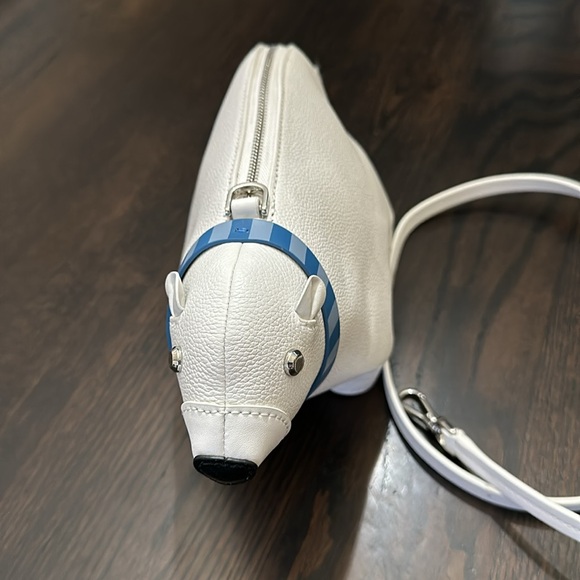 Kate Spade arctic friends polar bear crossbody - Picture 4 of 13